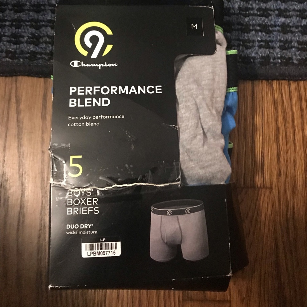 Price Firm! Boys Champion Tagless Boxer Briefs M